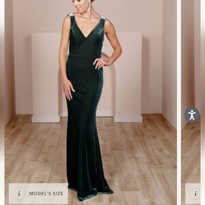 Dakota Revelry Emerald Green Velvet Dress Size 4